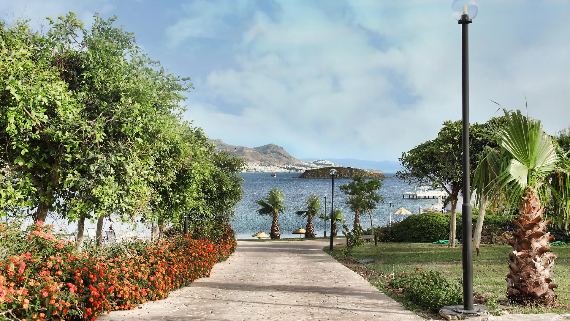 Yasmin Bodrum Resort 5*,